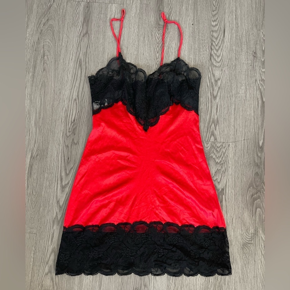 Vintage gold label Victoria’s Secret slip dress